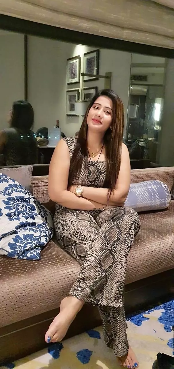 Sanya Chopra Dehradun call girl
